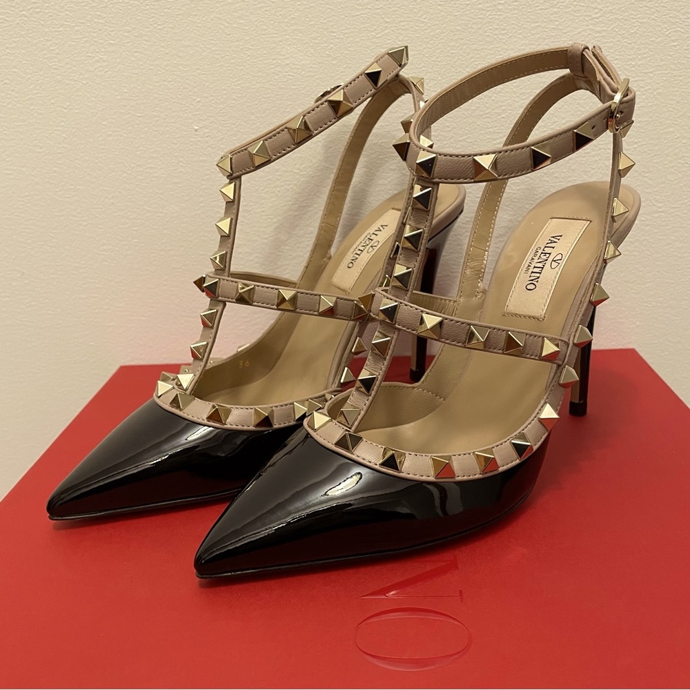 Valentino Garavani Rockstud Pumps Black Patent Leather 100mm size 36 6